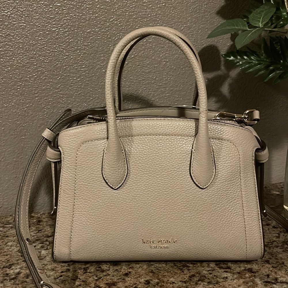 Kate Spade Mini Handbag - Picture 2 of 9